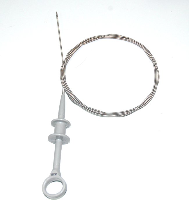 選擇合適的工業(yè)內(nèi)窺鏡探頭、鏡頭及進(jìn)入產(chǎn)品的通道，檢測(cè)前應(yīng)清楚通道內(nèi)的障礙、毛刺等可能阻礙、損傷工業(yè)內(nèi)窺鏡探頭的物體。